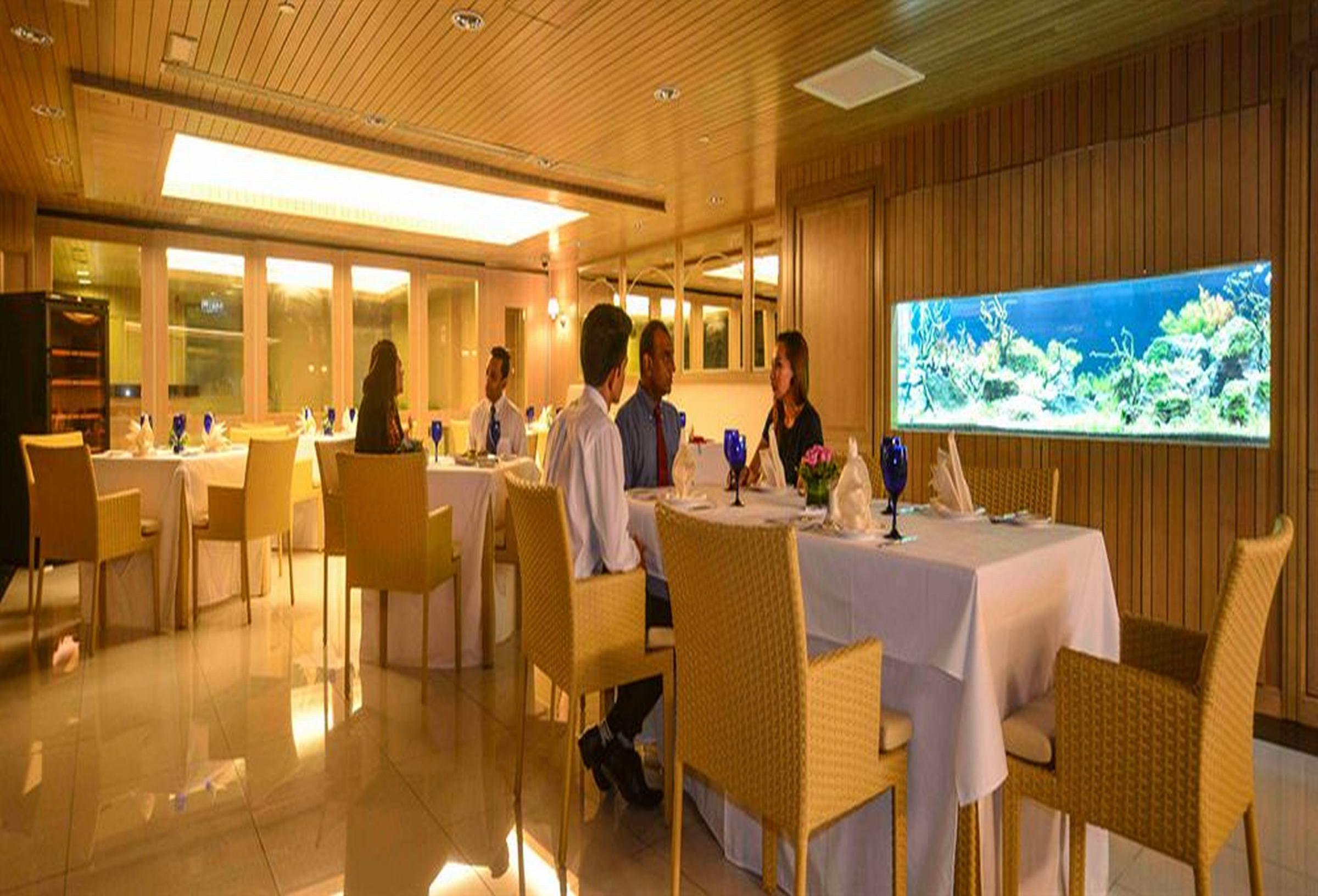 Royale Chulan Penang Hotel George Town Exterior foto